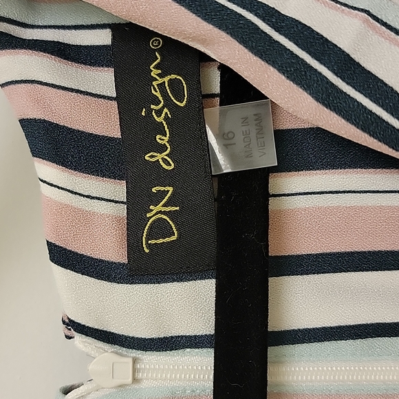 NWT DN design striped faux wrap dress size 16 - Picture 3 of 5